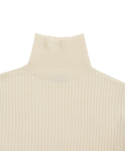 PUNYUS（プニュズ）の「タートルネックニット（ニット/セーター・レディース・ブラック/レッド/オフホワイト・3/2/4/1）」の22枚目の写真