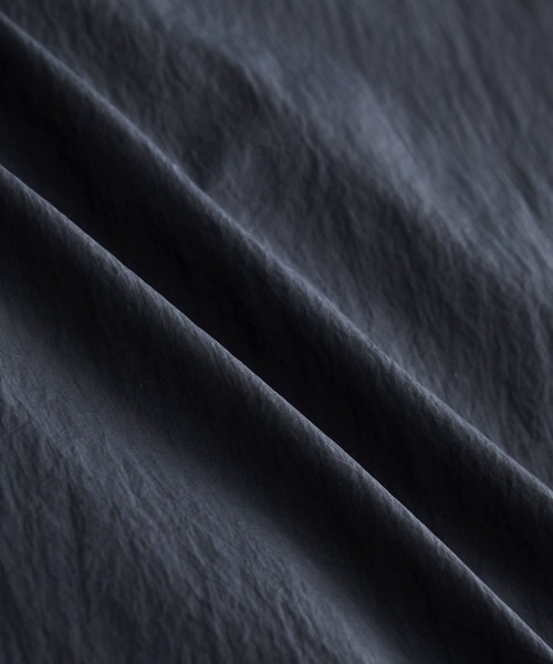 MONO-MART（モノマート）の「撥水ナイロンオーバースタンドパテッドベスト（ダウンベスト・メンズ・ライトグレー/ネイビー/ブラック・M/L）」の19枚目の写真