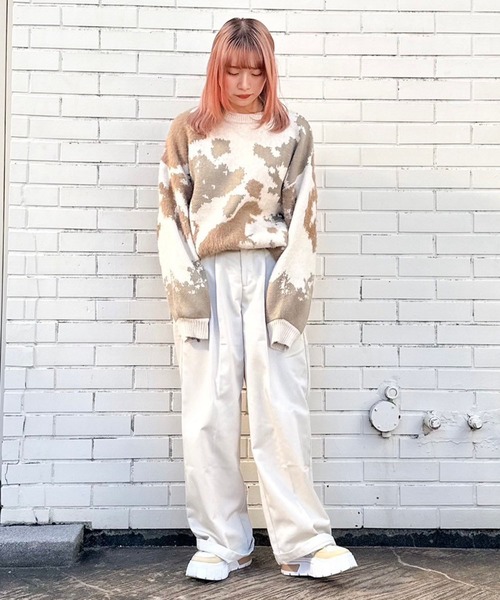 DOUBLE NAME(ダブルネーム)の「ふわもこ恐竜シルエットニットプルオーバー/ユニセックス可(ニット/セーター・レディース・キナリ/サックスブルー/グレイッシュベージュ・FREE)」の15枚目の写真