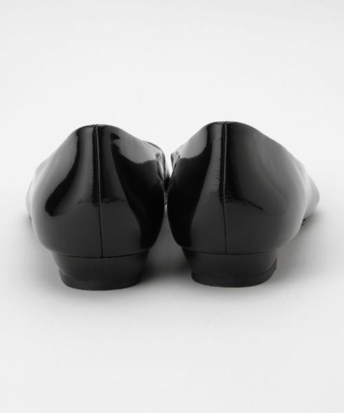 BEAMS LIGHTS Women's（ビームスライツ ウィメンズ）の「BEAMS LIGHTS / エナメルレザー ウェッジパンプス（パンプス・レディース・シルバー/ベージュ/ブラック・23.0cm/24.0cm/22.5cm/24.5cm/23.5cm）」の4枚目の写真