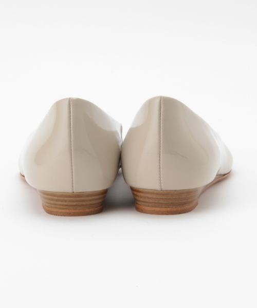 BEAMS LIGHTS Women's（ビームスライツ ウィメンズ）の「BEAMS LIGHTS / エナメルレザー ウェッジパンプス（パンプス・レディース・シルバー/ベージュ/ブラック・23.0cm/24.0cm/22.5cm/24.5cm/23.5cm）」の9枚目の写真