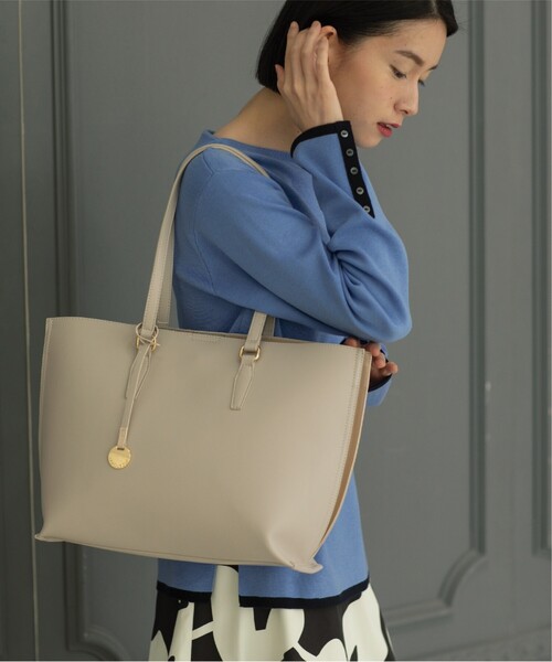 OPAQUE.CLIP（オペークドットクリップ）の「◆【A4収納可】バイカラートートバッグ/通勤・セレモニー対応（トートバッグ・レディース・ベージュ系その他7/イエロー系4/ブラック・00）」の9枚目の写真