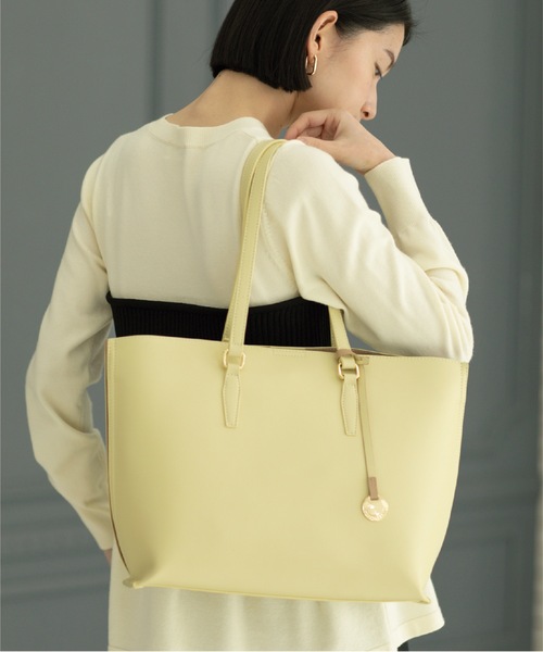 OPAQUE.CLIP（オペークドットクリップ）の「◆【A4収納可】バイカラートートバッグ/通勤・セレモニー対応（トートバッグ・レディース・ベージュ系その他7/イエロー系4/ブラック・00）」の11枚目の写真