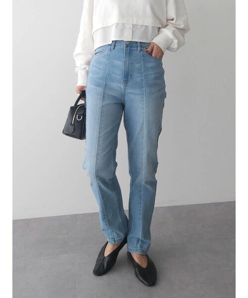 Green　Parks（グリーンパークス）の「GUMストレッチセンター切替テーパードデニムパンツ（デニムパンツ・レディース・ライトブルー/ブルー・L/M）」の4枚目の写真