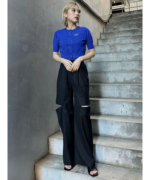 MURUA（ムルーア）の「カットアウトタックパンツ（その他パンツ・レディース・ブラック/ベージュ/グレー・1/2）」の7枚目の写真