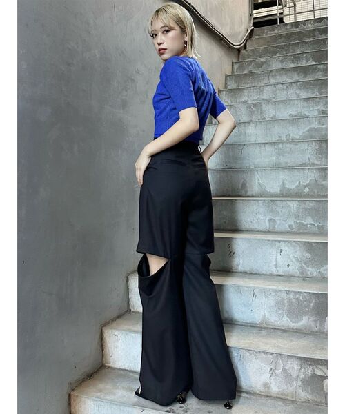 MURUA（ムルーア）の「カットアウトタックパンツ（その他パンツ・レディース・ブラック/ベージュ/グレー・1/2）」の9枚目の写真