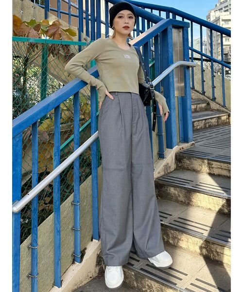 MURUA（ムルーア）の「カットアウトタックパンツ（その他パンツ・レディース・ブラック/ベージュ/グレー・1/2）」の10枚目の写真