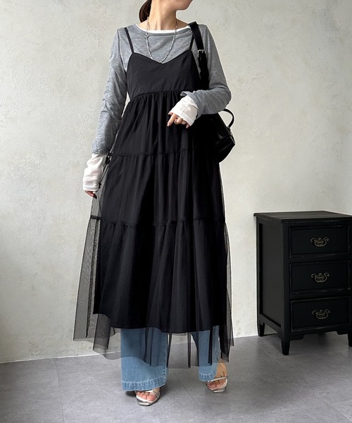 DouDou（ドゥドゥ）の「【WEB限定】チュールティアードキャミワンピース（ワンピース・レディース・ブラック/チャコールグレー・FREE）」の6枚目の写真