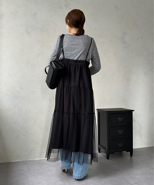 DouDou（ドゥドゥ）の「【WEB限定】チュールティアードキャミワンピース（ワンピース・レディース・ブラック/チャコールグレー・FREE）」の7枚目の写真