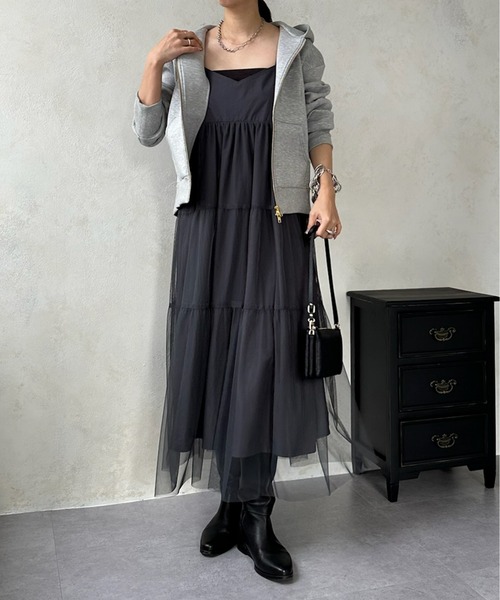 DouDou（ドゥドゥ）の「【WEB限定】チュールティアードキャミワンピース（ワンピース・レディース・ブラック/チャコールグレー・FREE）」の14枚目の写真