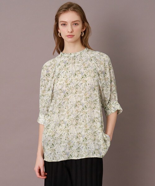 DRESSTERIOR（ドレステリア）の「【洗える/大人フェミニン】イペカフラワープリントボリュームスリーブブラウス（シャツ/ブラウス・レディース・ホワイト系3/チャコール・38/36/34）」の10枚目の写真