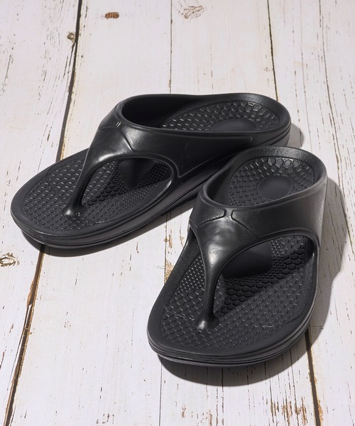 GERRY（ジェリー）の「【GERRY / ジェリー 】ユニセックス トングサンダル（サンダル・メンズ・アイボリー/モカ/ブラック・LARGE/MEDIUM/SMALL/X-SMALL/XX-LARGE/X-LARGE）」の2枚目の写真