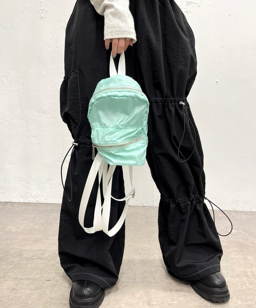 WHO'S WHO gallery（フーズフーギャラリー）の「【SLOPPY/スロッピー】ミニミニリュック（バックパック/リュック・レディース・ブラック/ライトグレー/オフホワイト/ミント/シルバー/ブラック系その他・FREE）」の17枚目の写真