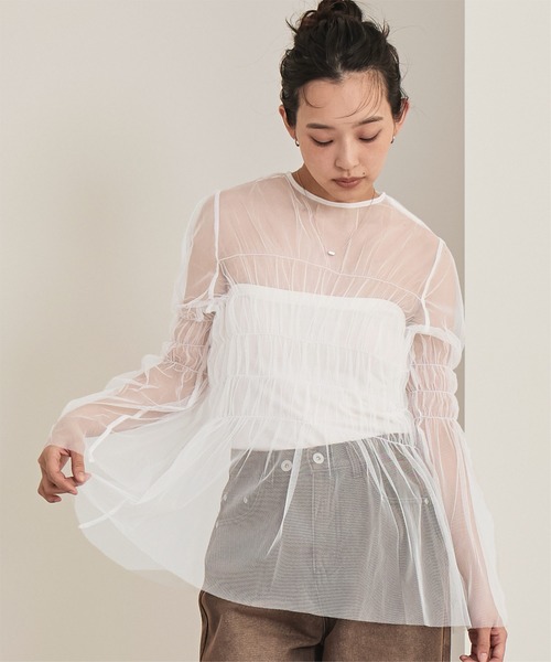 miette(ミエット)の「チュールシャーリングトップス(Tシャツ/カットソー・レディース・グレー/オフホワイト/ブラック・FREE)」の2枚目の写真