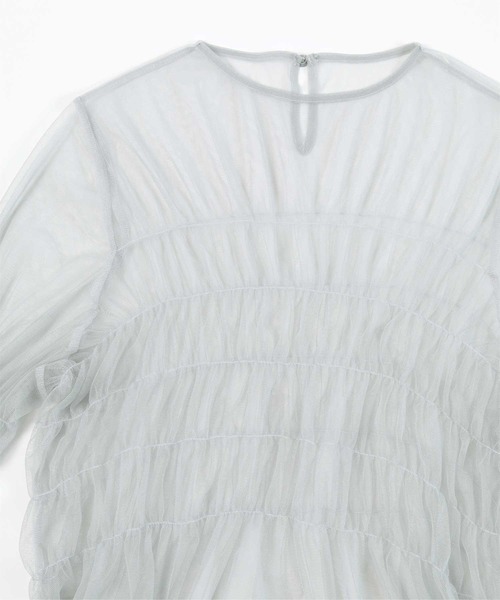 miette(ミエット)の「チュールシャーリングトップス(Tシャツ/カットソー・レディース・グレー/オフホワイト/ブラック・FREE)」の6枚目の写真