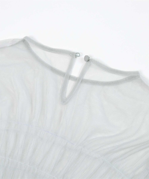 miette(ミエット)の「チュールシャーリングトップス(Tシャツ/カットソー・レディース・グレー/オフホワイト/ブラック・FREE)」の7枚目の写真