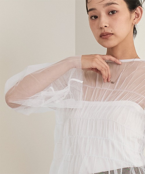 miette(ミエット)の「チュールシャーリングトップス(Tシャツ/カットソー・レディース・グレー/オフホワイト/ブラック・FREE)」の12枚目の写真