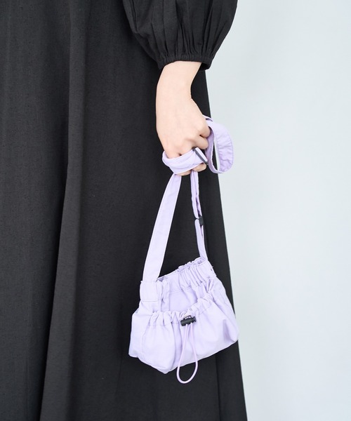 ROPE' PICNIC（ロペピクニック）の「撥水加工/サイドドロストポケットミニショルダーバッグ（ショルダーバッグ・レディース・ブラック/ラベンダー/キナリ/ライトグリーン・FREE）」の8枚目の写真