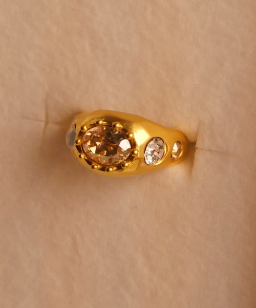 whim(ウィム)の「【NEW】Big Stone Embed Ring(リング・レディース・ゴールド/シルバー/シルバー系その他/ゴールド系その他・#9/#13)」の11枚目の写真