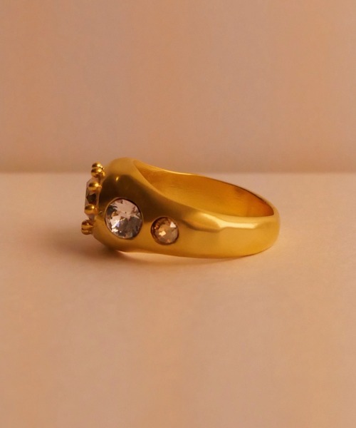 whim(ウィム)の「【NEW】Big Stone Embed Ring(リング・レディース・ゴールド/シルバー/シルバー系その他/ゴールド系その他・#9/#13)」の16枚目の写真