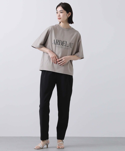 Gready Brilliant(グレディブリリアン)の「ARDELAYロゴTシャツ(Tシャツ/カットソー・レディース・オフホワイト/モカ・38)」の19枚目の写真