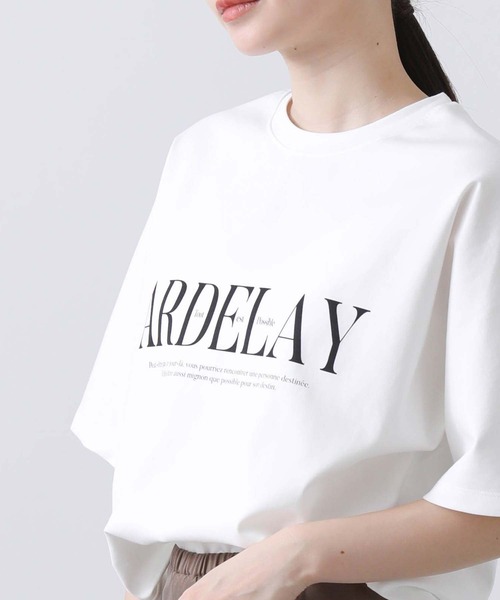 Gready Brilliant(グレディブリリアン)の「ARDELAYロゴTシャツ(Tシャツ/カットソー・レディース・オフホワイト/モカ・38)」の12枚目の写真