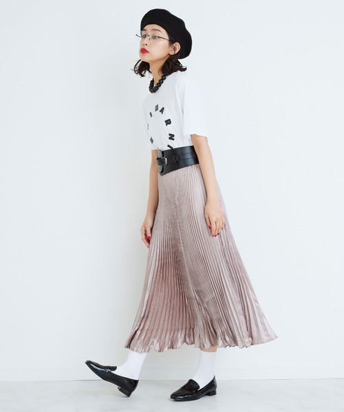 Narcissus（ナルシス）の「メタリックプリーツスカート（スカート・レディース・ベージュ/ブラック・FREE）」の13枚目の写真