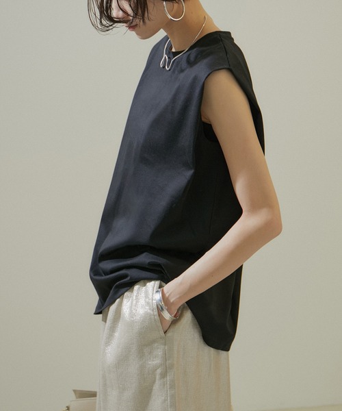 SALON adam et rope'（サロン アダム エ ロペ）の「プリマベールショルダータックノースリーブプルオーバー［UVケア・洗える］（Tシャツ/カットソー・レディース・ホワイト/チャコールグレー/ブラック/ピンク・FREE）」の10枚目の写真