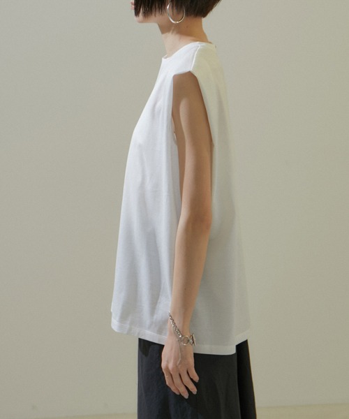 SALON adam et rope'（サロン アダム エ ロペ）の「プリマベールショルダータックノースリーブプルオーバー［UVケア・洗える］（Tシャツ/カットソー・レディース・ホワイト/チャコールグレー/ブラック/ピンク・FREE）」の22枚目の写真