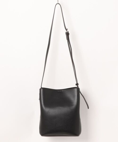 Legato Largo（レガートラルゴ）の「Legato Largo / かるいかばん　縦型ショルダー / LG-P0116（ショルダーバッグ・レディース・ブラック/アイボリー/ベージュ/ラベンダー/イエロー/キャメル/ベージュ系その他/オリーブ/ライトブルー・ONESIZE）」の13枚目の写真