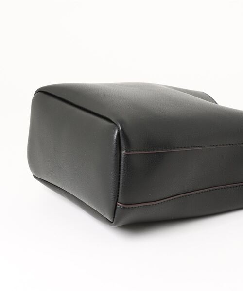 Legato Largo（レガートラルゴ）の「Legato Largo / かるいかばん　縦型ショルダー / LG-P0116（ショルダーバッグ・レディース・ブラック/アイボリー/ベージュ/ラベンダー/イエロー/キャメル/ベージュ系その他/オリーブ/ライトブルー・ONESIZE）」の14枚目の写真