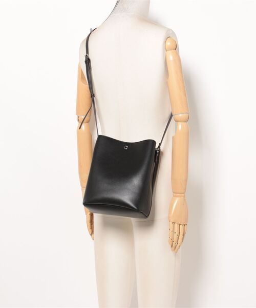 Legato Largo（レガートラルゴ）の「Legato Largo / かるいかばん　縦型ショルダー / LG-P0116（ショルダーバッグ・レディース・ブラック/アイボリー/ベージュ/ラベンダー/イエロー/キャメル/ベージュ系その他/オリーブ/ライトブルー・ONESIZE）」の12枚目の写真