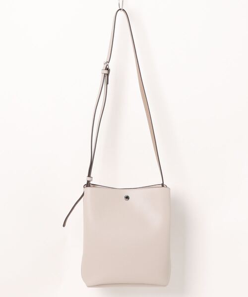 Legato Largo（レガートラルゴ）の「Legato Largo / かるいかばん　縦型ショルダー / LG-P0116（ショルダーバッグ・レディース・ブラック/アイボリー/ベージュ/ラベンダー/イエロー/キャメル/ベージュ系その他/オリーブ/ライトブルー・ONESIZE）」の3枚目の写真