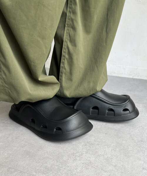 CPCM（シーピーシーエム）の「EVAクロッグサンダル（サンダル・メンズ・アイボリー/ブラック・X-SMALL/SMALL/LARGE/MEDIUM）」の8枚目の写真