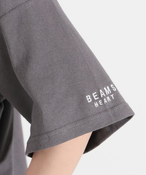 Labrador Retriever(ラブラドールリトリーバー)の「BEAMS HEART / Labrador Retriever フロッキープリント ドッグ Tシャツ(Tシャツ/カットソー・レディース・チャコールグレー/オフホワイト・FREE)」の15枚目の写真