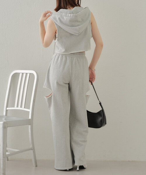 Chico（チコ）の「サイドスリットピグメントスウェットパンツ（スウェットパンツ・レディース・ブラック/グレー/ホワイト/ブルー系その他・FREE/0）」の14枚目の写真