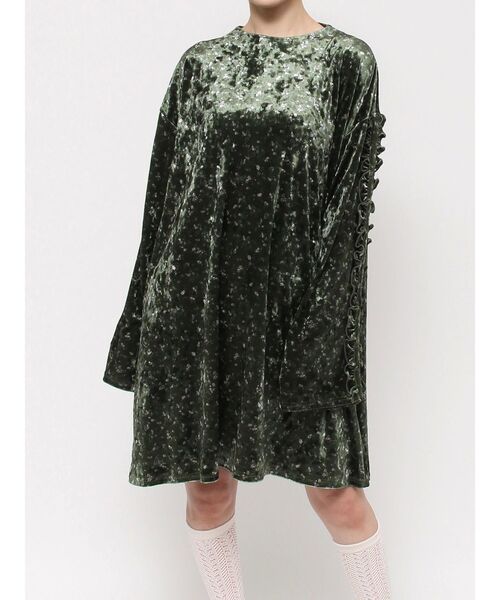 merry jenny（メリージェニー）の「flowerベロアミニワンピース