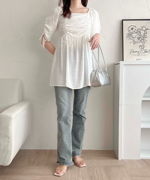 apres jour clair(アプレジュールクレア)の「【apres jour clair×ARIAZ】リボン付きシルバーボストンバッグ(ハンドバッグ・レディース・シルバー・FREE)」の9枚目の写真