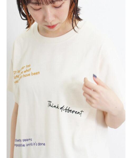 Samansa Mos2(サマンサ モスモス)の「◎ランダムロゴ刺繍Tシャツ(Tシャツ/カットソー・レディース・キナリ/オフホワイト/チャコールグレー・F)」の7枚目の写真