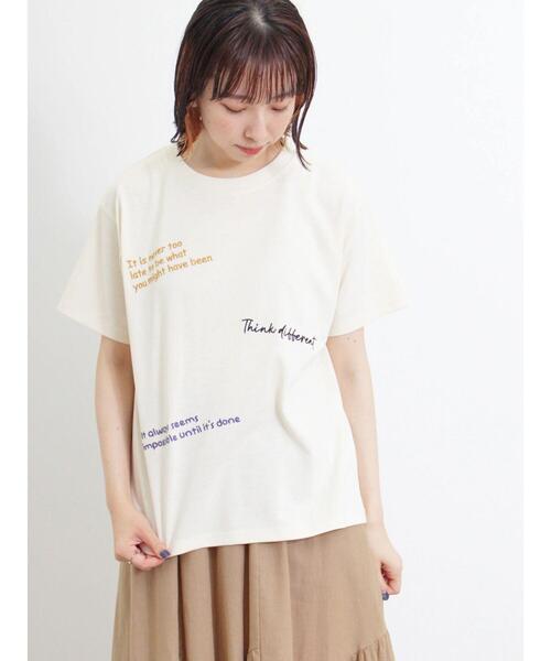 Samansa Mos2(サマンサ モスモス)の「◎ランダムロゴ刺繍Tシャツ(Tシャツ/カットソー・レディース・キナリ/オフホワイト/チャコールグレー・F)」の10枚目の写真