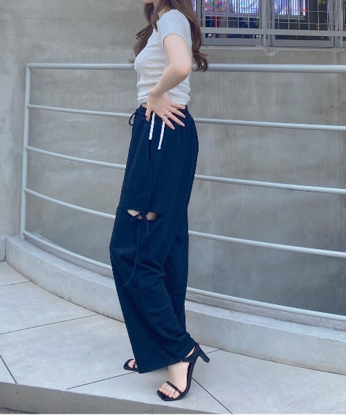 INGNI（イング）の「サイドカットリボンスウェットパンツ（スウェットパンツ・レディース・ブラック/グレー・FREE）」の8枚目の写真