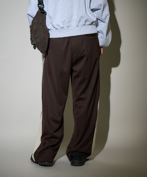 UMBRO ワイドトラックパンツ FREAK'S STORE パンツ UMBRO × STORE/アンブロ 別注 Wide Track