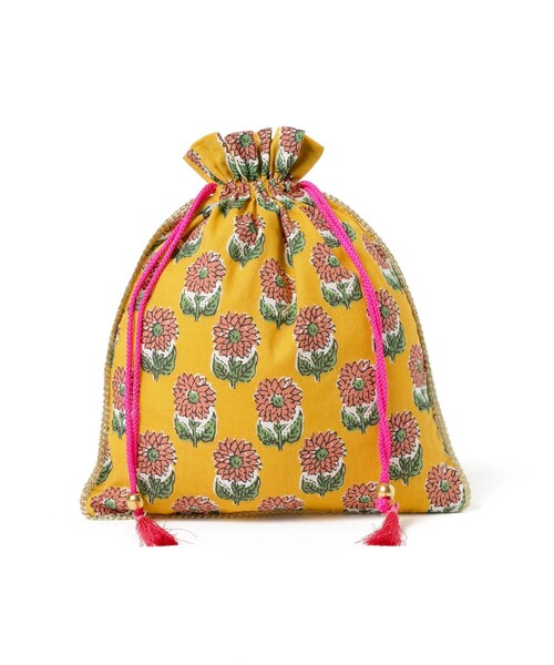 こども ビームス（コドモビームス）の「【別注】DIR 69 / 巾着 S 2024（トラベルグッズ・キッズ・ナチュラル/イエロー/ロイヤルブルー・ONE SIZE）」の3枚目の写真