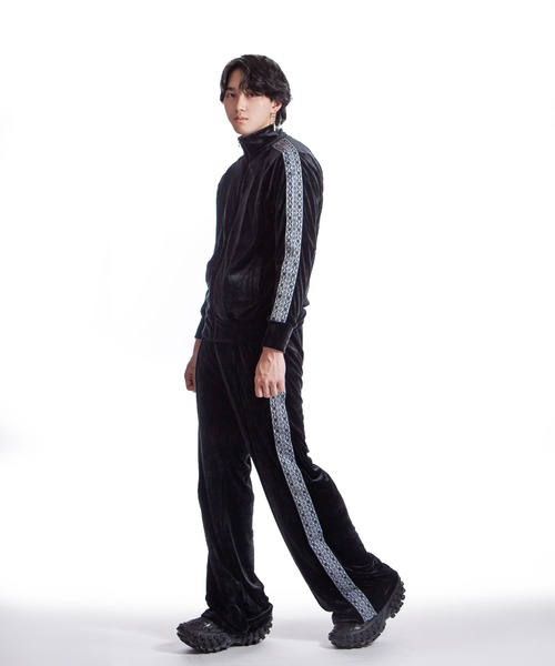ZIP FIVE -White Line-(ジップファイブホワイトライン)の「【White Line】 90s ベロア バギー フィット パンツ / トラックパンツ(その他パンツ・メンズ・ブラック/グレー/ベージュ/ネイビー/オレンジ・SMALL/MEDIUM/LARGE)」の21枚目の写真