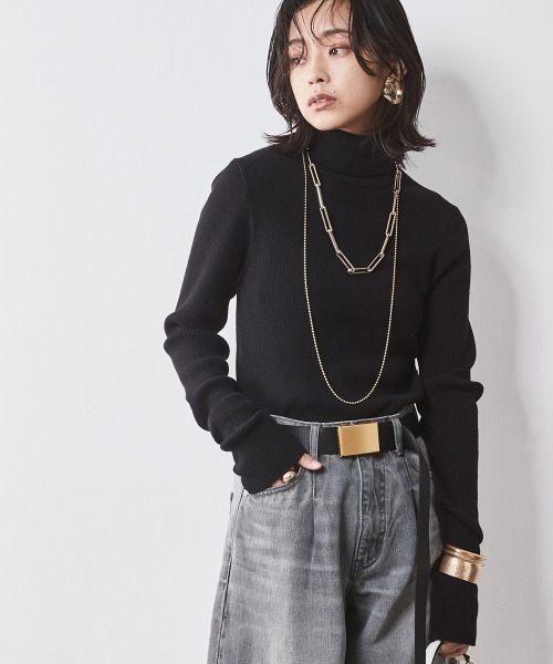 CHIC STYLE（シックスタイル）の「ロングスリーブタートルニット ＜大きいサイズ有＞シックスタイル　（ニット/セーター・レディース・ブラック/レッド/グレー/ブルー・5L/4L/3L/LL/L/M）」の2枚目の写真