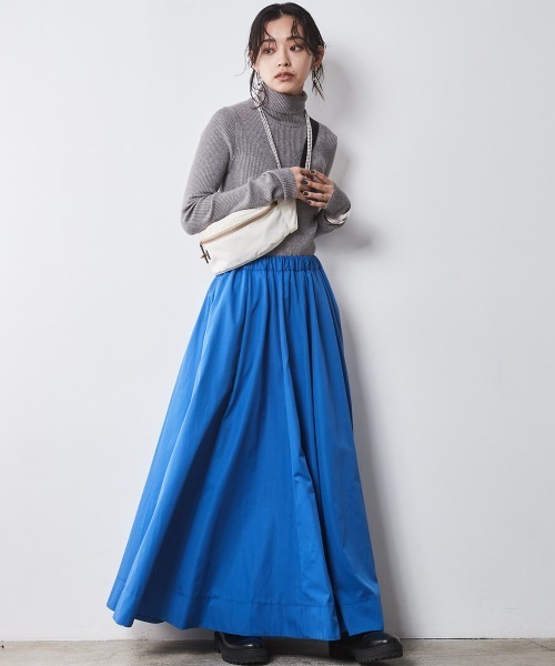 CHIC STYLE（シックスタイル）の「ロングスリーブタートルニット ＜大きいサイズ有＞シックスタイル　（ニット/セーター・レディース・ブラック/レッド/グレー/ブルー・5L/4L/3L/LL/L/M）」の21枚目の写真
