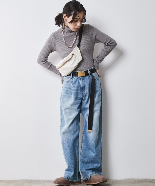 CHIC STYLE（シックスタイル）の「ロングスリーブタートルニット ＜大きいサイズ有＞シックスタイル　（ニット/セーター・レディース・ブラック/レッド/グレー/ブルー・5L/4L/3L/LL/L/M）」の18枚目の写真
