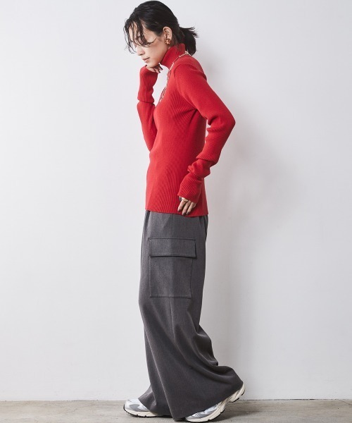 CHIC STYLE（シックスタイル）の「ロングスリーブタートルニット ＜大きいサイズ有＞シックスタイル　（ニット/セーター・レディース・ブラック/レッド/グレー/ブルー・5L/4L/3L/LL/L/M）」の9枚目の写真