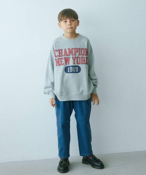 Champion（チャンピオン）の「＜Champion＞TJ CP クルーネック スウェット ロゴ / キッズ  140cm-160cm（スウェット・キッズ・ネイビー/ライトグレー/オフホワイト・160cm/140cm/150cm）」の4枚目の写真