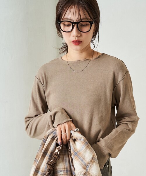 FREAK'S STORE(フリークスストア)の「限定展開 Ginger メロー ロングスリーブ トップス(抗菌防臭・吸湿発熱)(Tシャツ/カットソー・レディース・オフホワイト/グレー/ブルー/ブラック/ベージュ/ブラウン/レッド・フリ-)」の5枚目の写真